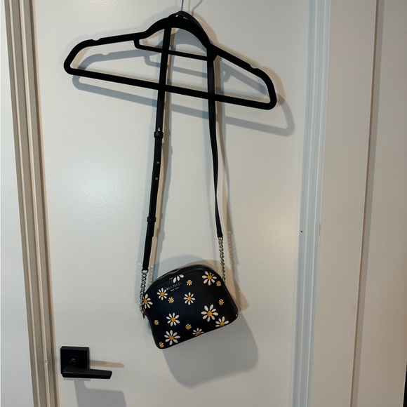 Kate Spade Black and White Daisy Print Bag with Cardholder Wallet - Picture 3 of 4